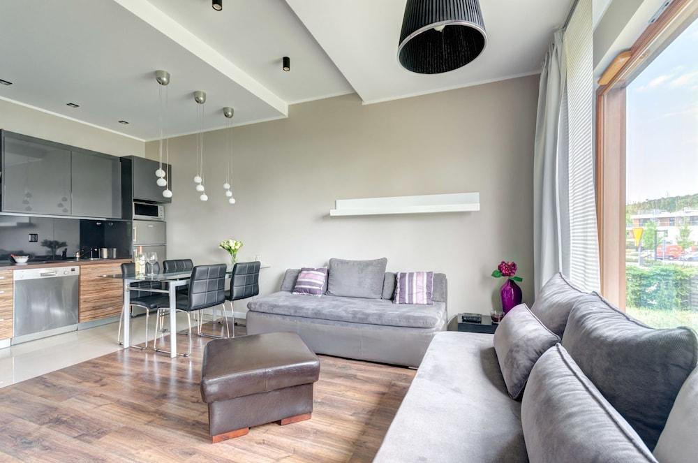 Dom & House - Apartamenty Nowe Orlowo غدينيا المظهر الخارجي الصورة